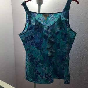 Blue floral blouse no flaws